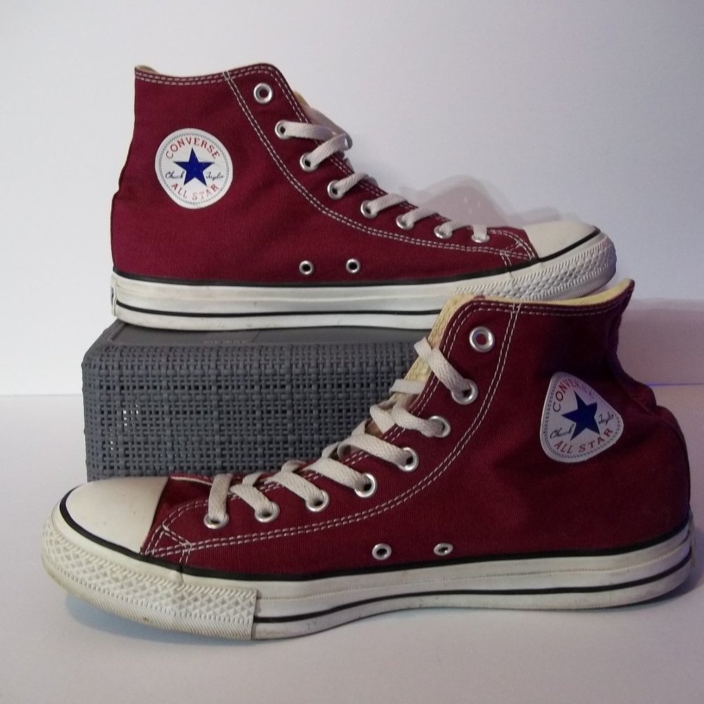 Converse All Star High Top Chuck Taylor - Maroon - Men's 11 - In Original Box